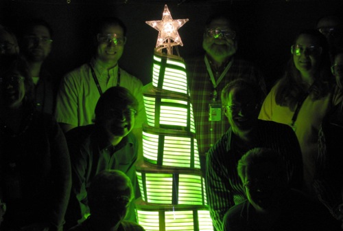 Новогодняя елка на основе OLED