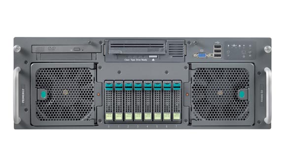 Fujitsu-Siemens PRIMERGY RX600 признан самым быстрым в мире веб-сервером