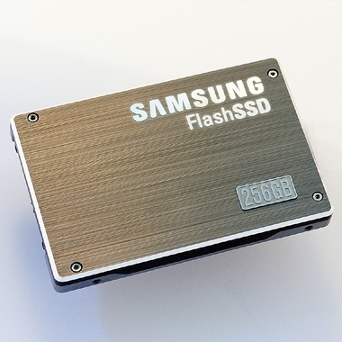 Samsung выпустит самый быстрый и ёмкий SSD