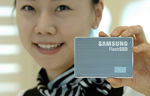 Samsung выпустит самый быстрый и ёмкий SSD