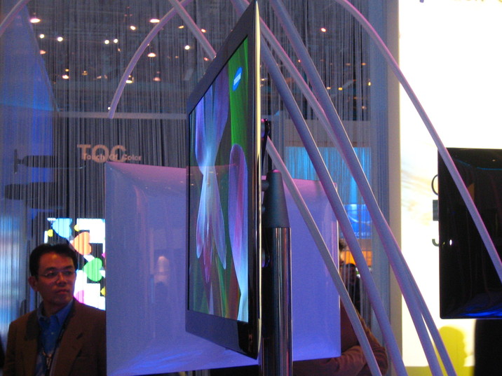 Новый OLED-телевизор Samsung