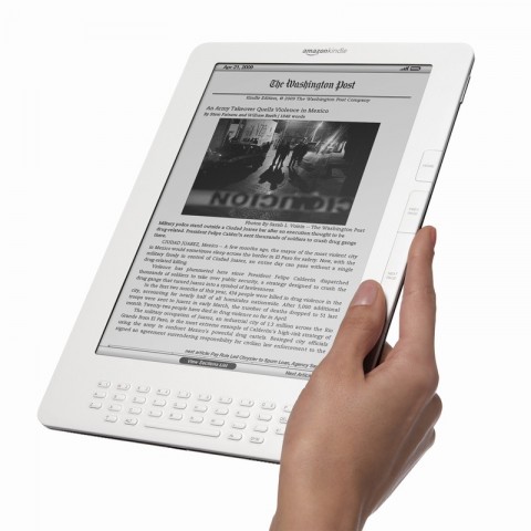 В 2010 году появится международная версия Amazon Kindle DX