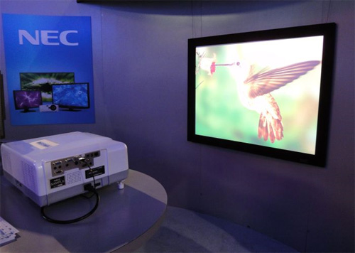 NEC создала самый яркий проектор в мире