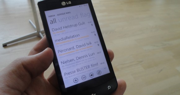 Фотографии смартфона LG E900 на Windows Phone 7