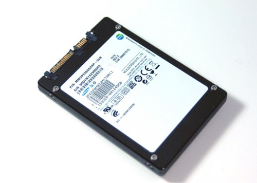 Samsung представляет SSD-накопители 512 ГБ с асинхронной памятью
