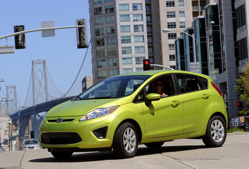 К Ford Fiesta будет прилагаться флэшка с программами и рекламным роликом