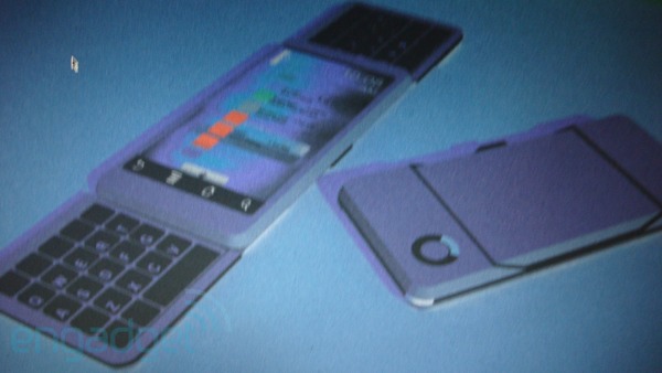 Motorola может выпустить Android-смартфон с раздельной клавиатурой