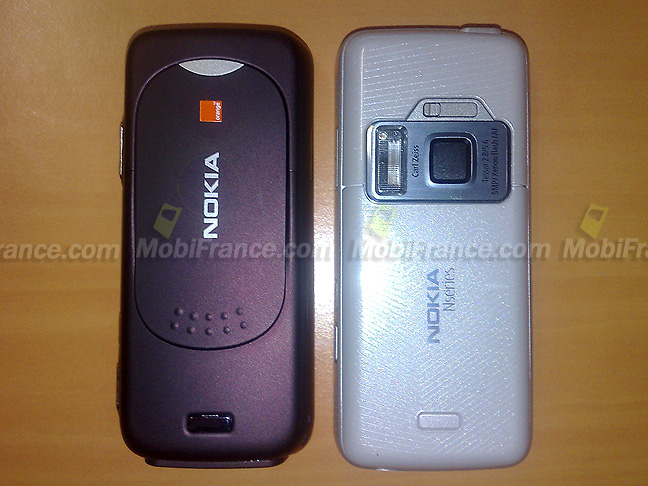Nokia N82 – вид сзади