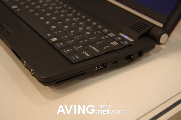 FIC пополнила ряды субноутбуков моделью с 8.9-дюймовым экраном на базе VIA C7/Intel Atom