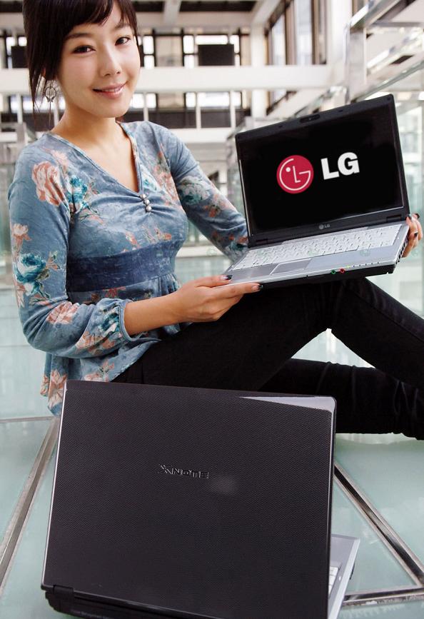 Компактный ноутбук LG E300-AP75K с гибридным жёстким диском