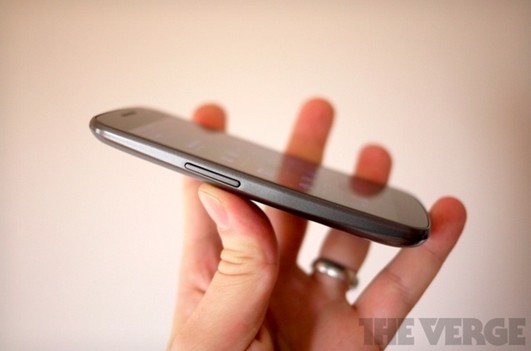 Google пообещала решить проблему громкости на Galaxy Nexus